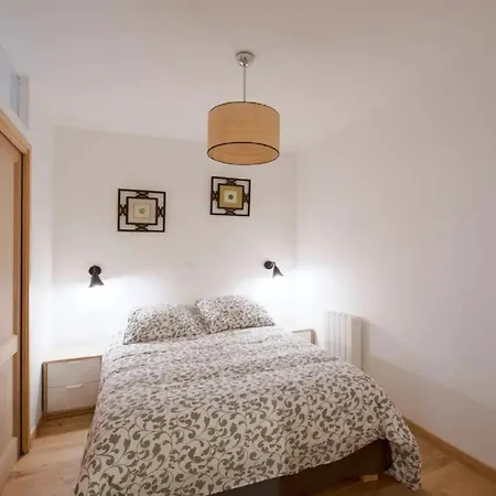 Modern Champ-de-mars Eiffel Tower Apartment
